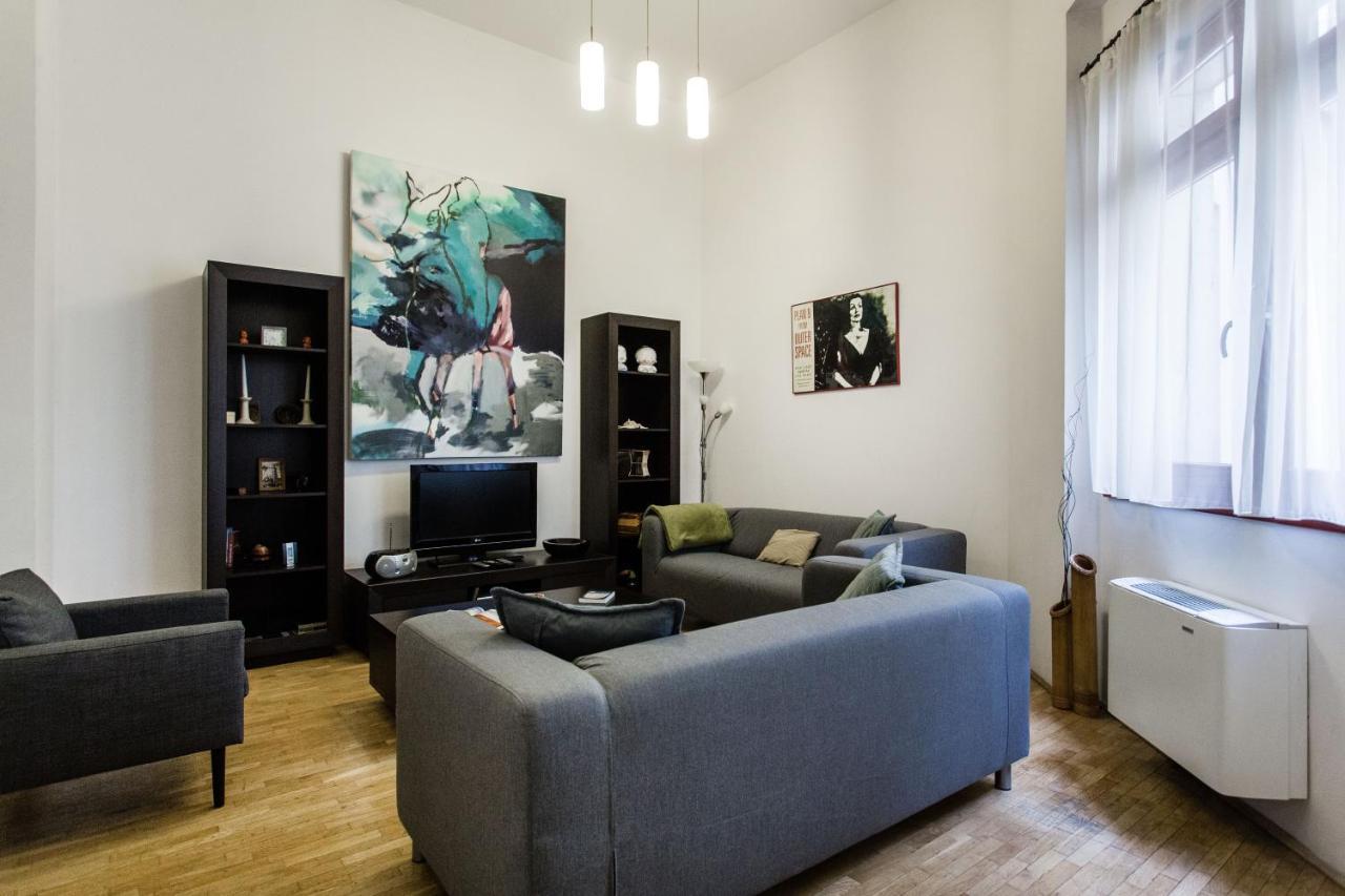 Family Suite By Heroes' Square Budapesta Exterior foto